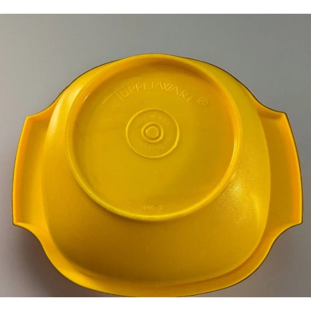 Vintage Tupperware Servalier Bowl #836 Harvest Yellow Sunburst Lid